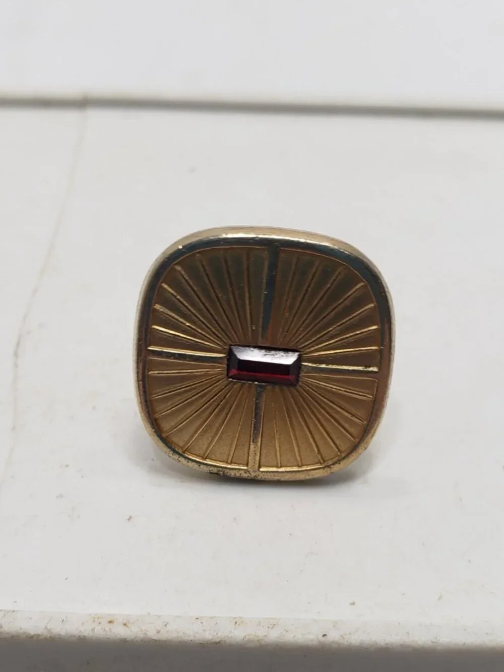 Vintage Gold Tone Sunburst Red Stone Cufflinks Mens Retro Formal Jewelry